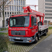 Lkw-Buehne TL30